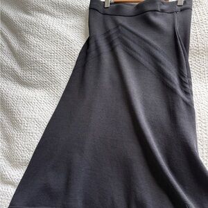 Reid’s Navy Skirt Size Medium